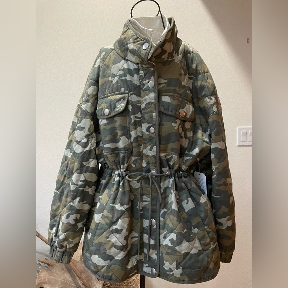 Women’s CAMO Anorak Style 🧥